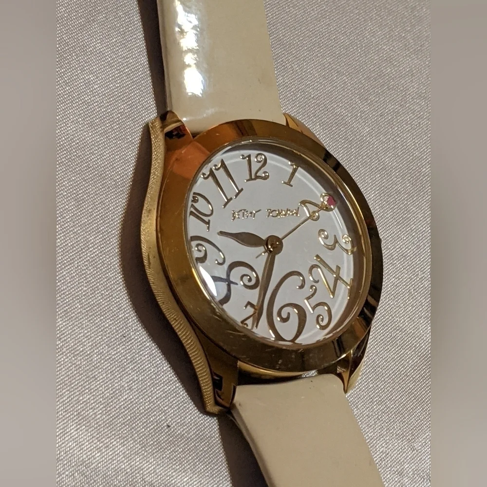 Betsey Johnson Quartz Analog Ladies Watch Gold Tone BJ2137 Patent Leather